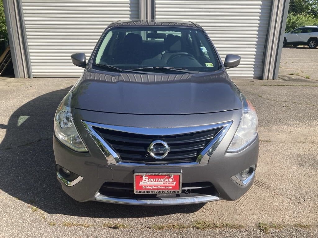 Owner 2016 Nissan Versa 1.6 SV