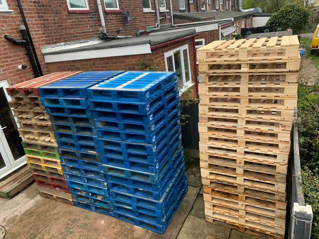 Pallets bought and sold.. in Swinton, Manchester Gumtree