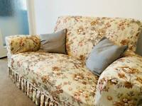 3 Piece Suite 2 Seater Sofa & 2 Armchairs Excellent Condition
