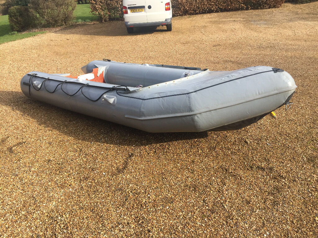 zodiac inflatable sib boat. high quality hypalon
