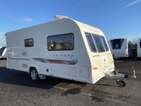 2011 BAILEY UNICORN SEVILLE 2 BERTH LUXURY TOURING CARAVAN