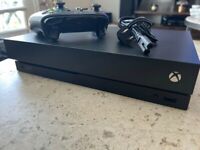 4K Xbox One X 1TB + Controller - 1 owner - Perfect
