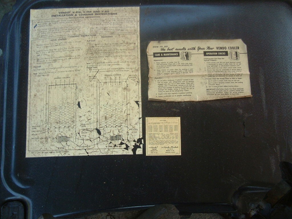 Original Vintage V 144 V 80 Coke Machine Vendo Drink Box Enclosure 41 X 22 X 12