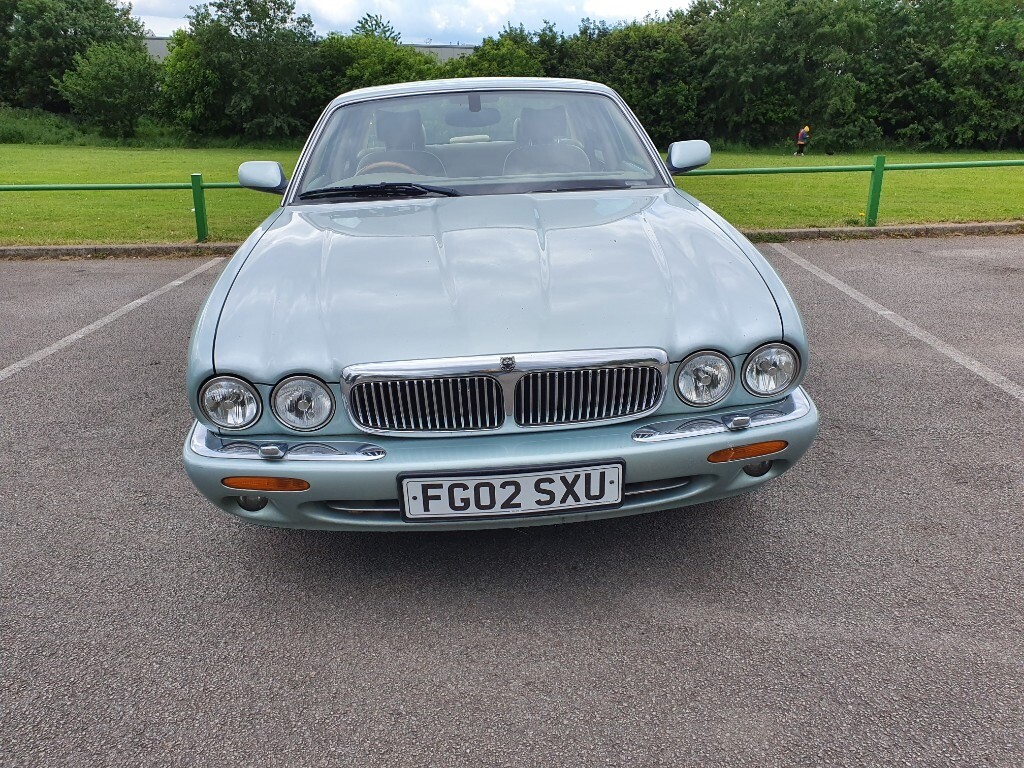 Jaguar xj executive