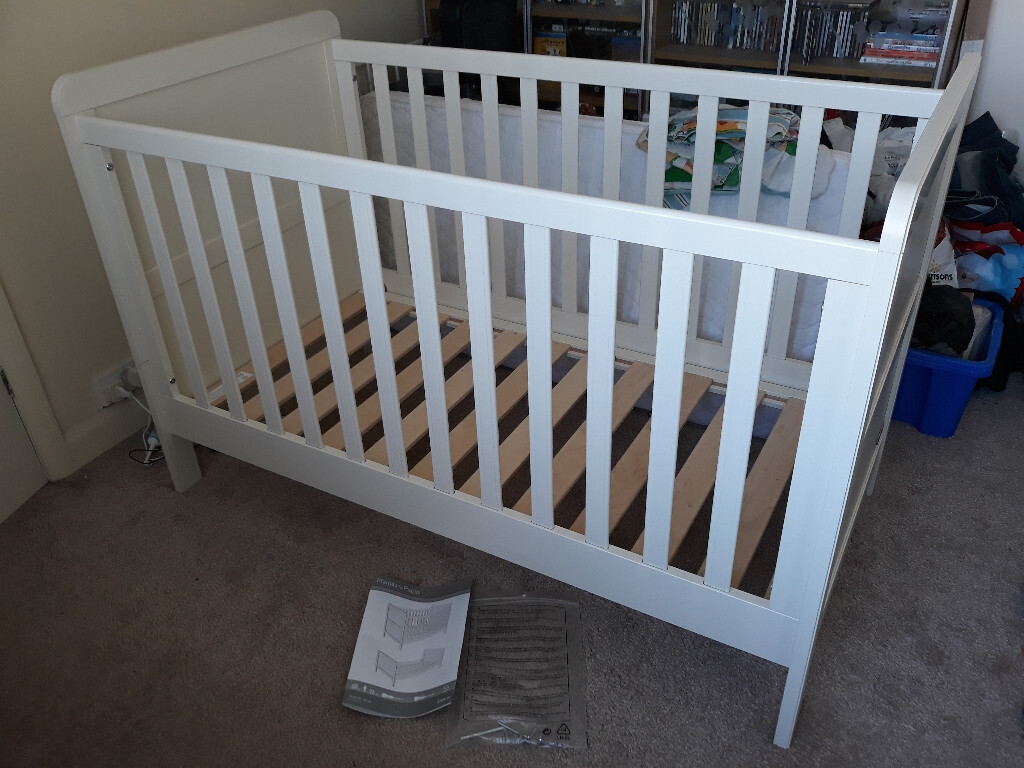 Mamas and Papas, Sienna Classic Convertible Cot & Toddler Bed Ivory