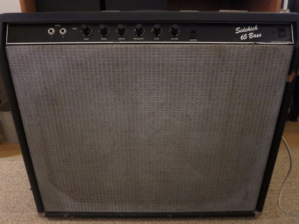 Fender Sidekick 65 Bass solid state combo bass amp amplifier speaker