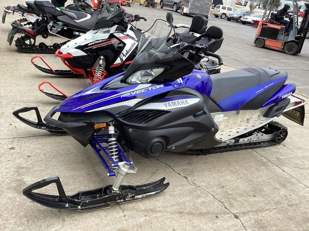 Owner 2017 Yamaha RS Vector    BLUE   