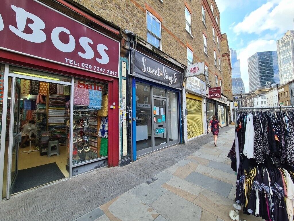 FITTED OUT 500 SQ FT RETAIL FOOD UNIT NEAR LIVERPOOL STREET AND SPITALFIELDS MARKET NO PREMIUM