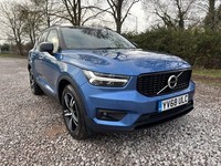 2019 Volvo XC40 2.0 D4 R-Design SUV 5dr Diesel Auto AWD Euro 6 (s/s) (190 ps) ES