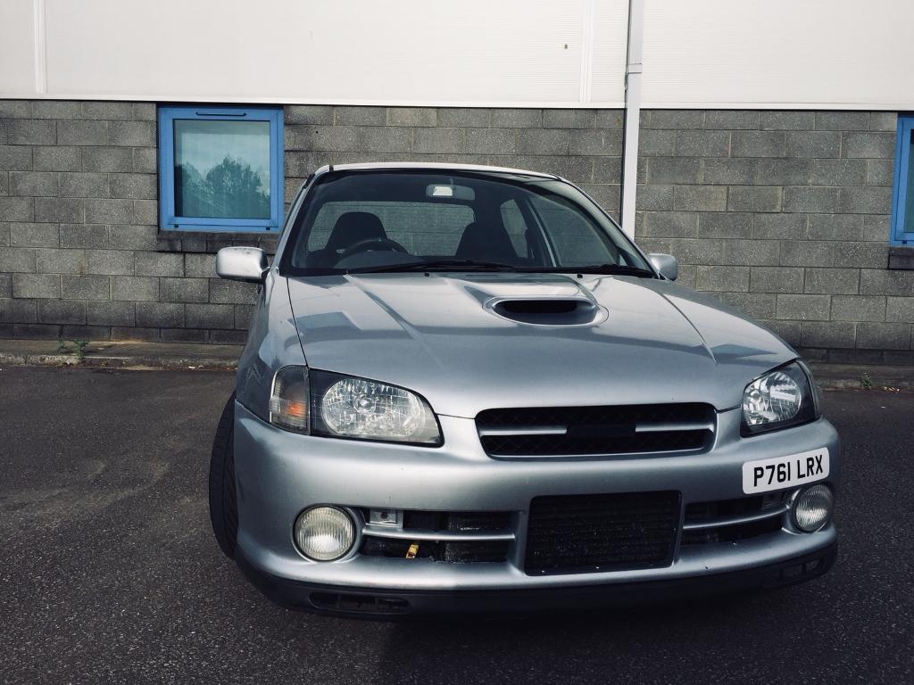 Toyota starlet glanza v
