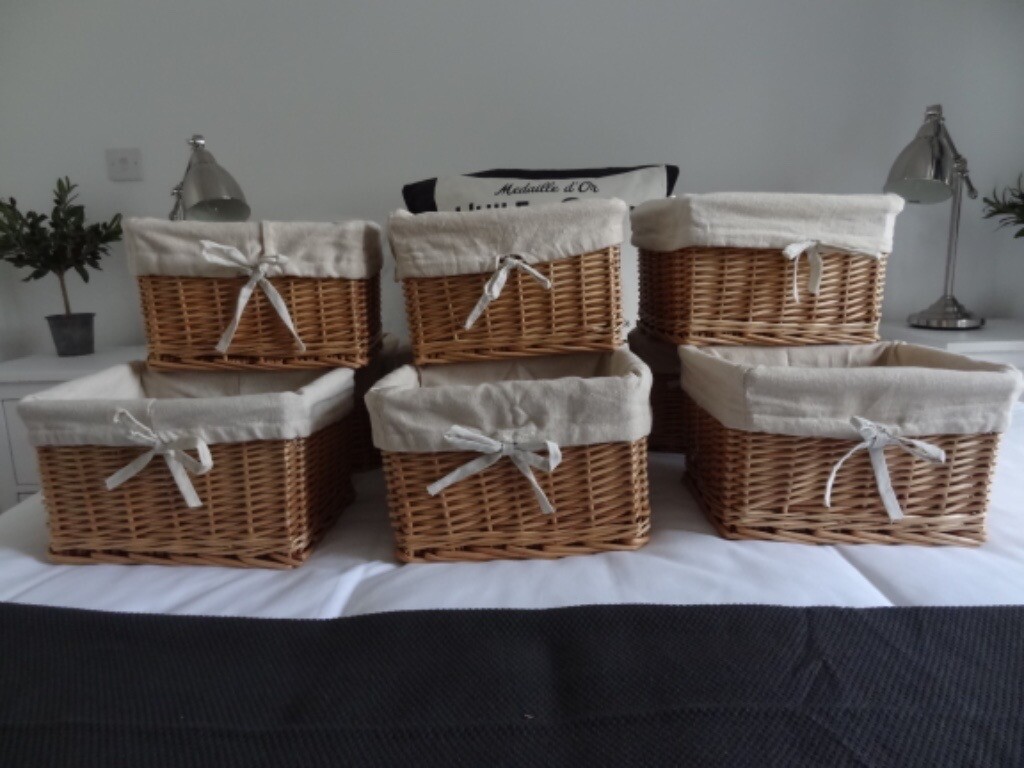 9 WICKER BASKETS WITH COTTON NATURAL LINERS in Cinderford