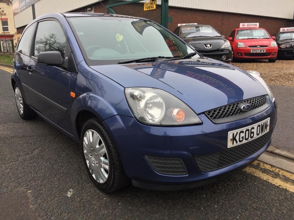 Ford Fiesta 06 User Manual