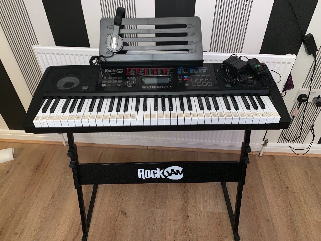  Rock jam piano  keyboard hardly used like new in 