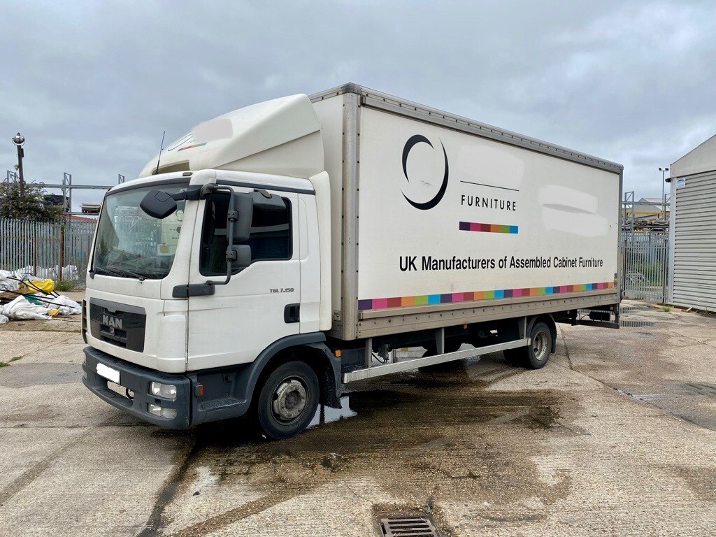MAN 7.5 TONNE AUTOMATIC 22FT BOX LORRY W/TAILLIFT 2009 59REG MOT