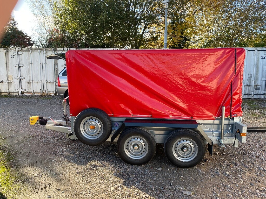 Indespension twin axle, general purpose, braked trailer. 2700kg