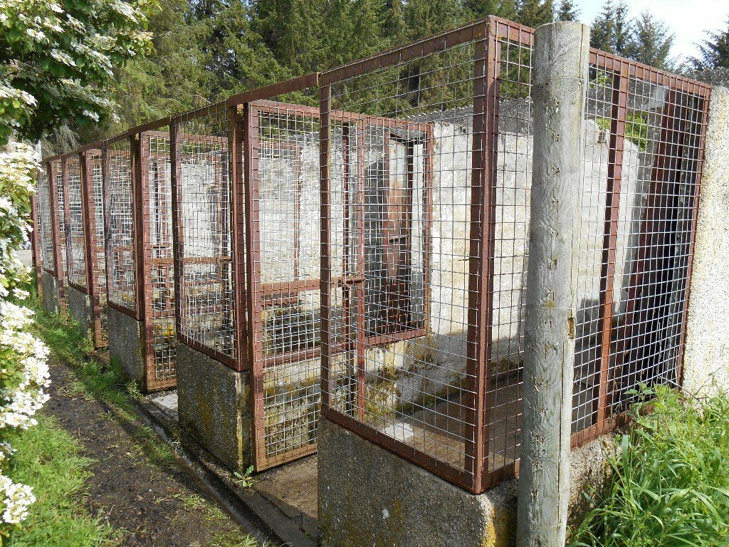 Dog kennels metalwork, very heavy duty angle iron, chicken run in