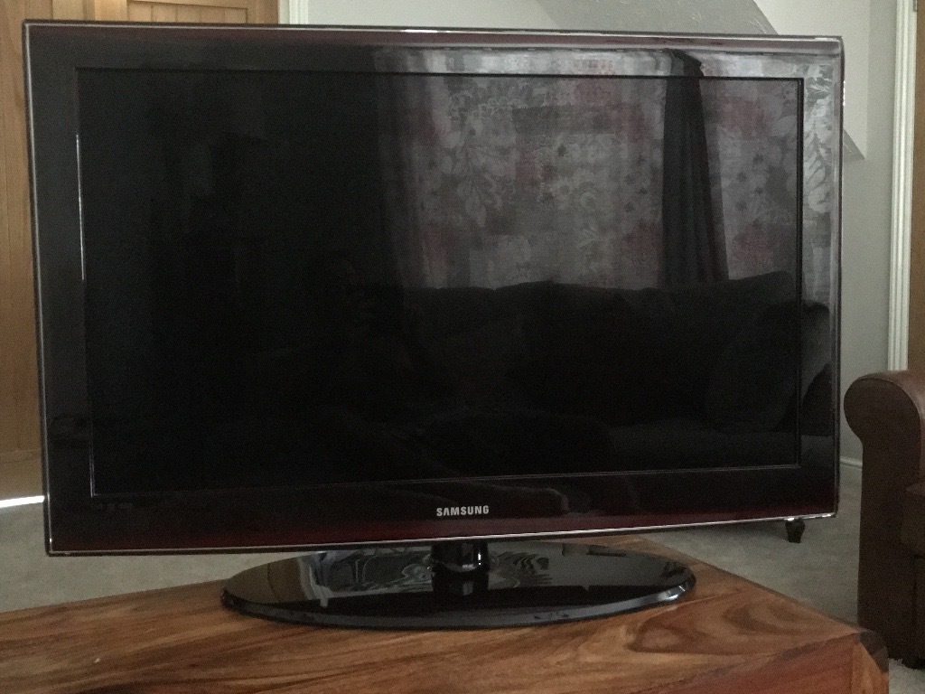 SAMSUNG 40 inch Full HD LCD TVExcellent ConditionBargainin Plymouth,  DevonGumtree - Samsung 40 inch Full