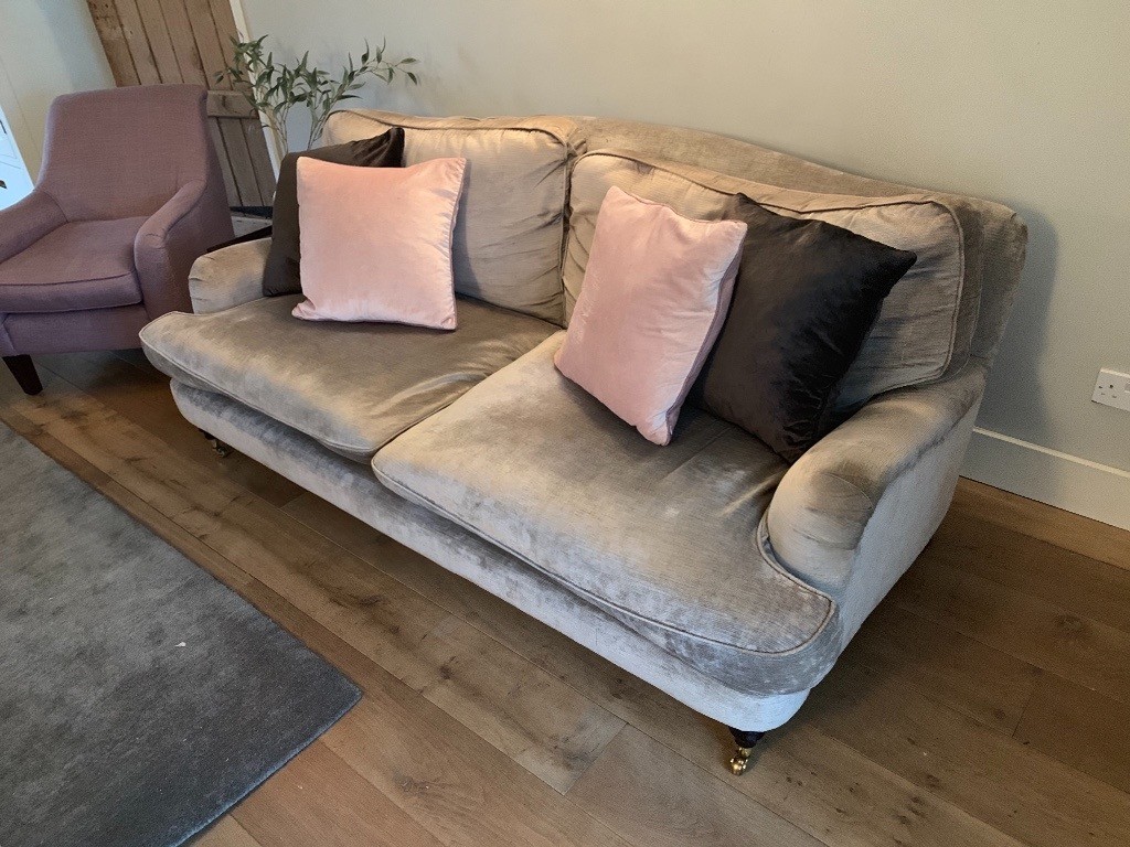 Laura Ashley 3 seater Lynden sofa in French Grey in Buckingham