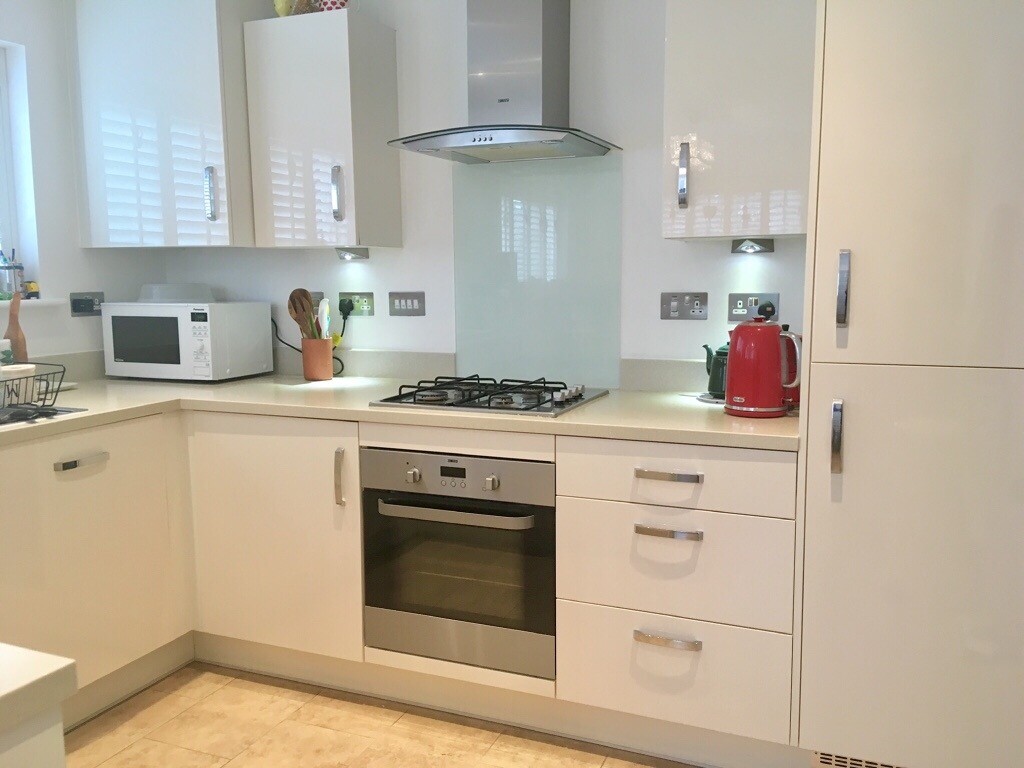 FITTED KITCHEN (2015) WITH INTEGRATED UNITS *****SOLD***** in