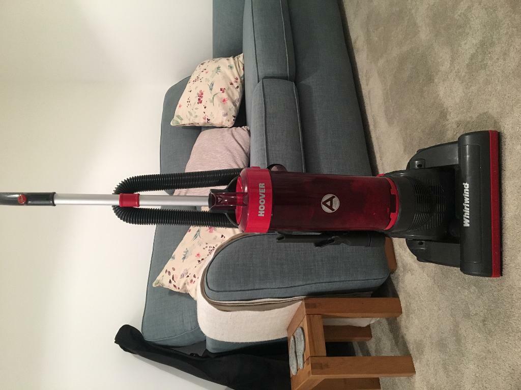 Hoover WR71WR01001 Whirlwind Bagless Upright Vacuum Cleaner, 750 W in