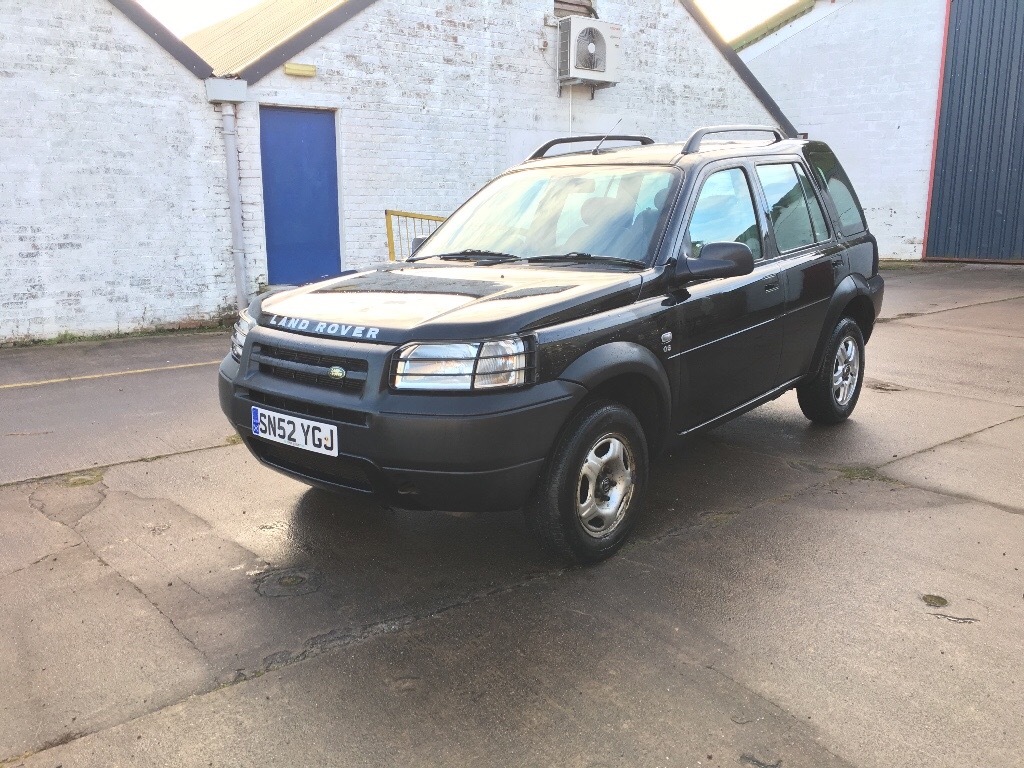 Land Rover Freelander 2002 not pickup, defender, discovery, hilux