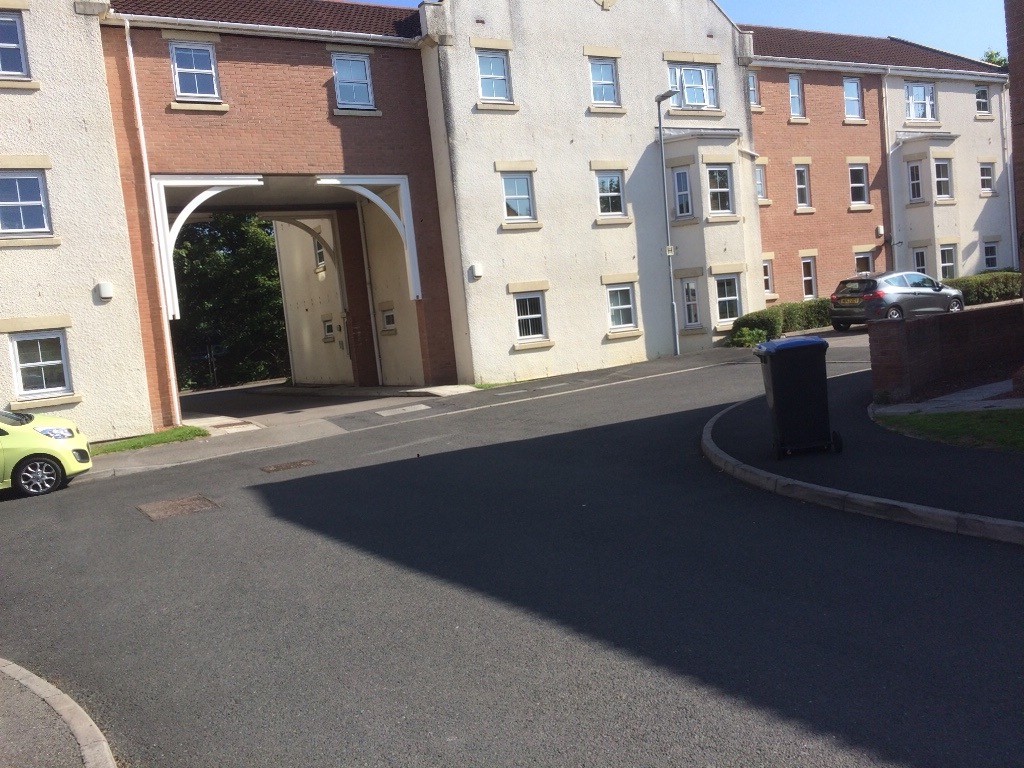 2 bedroom first floor apartment in Cunningham court Sedgefield Co