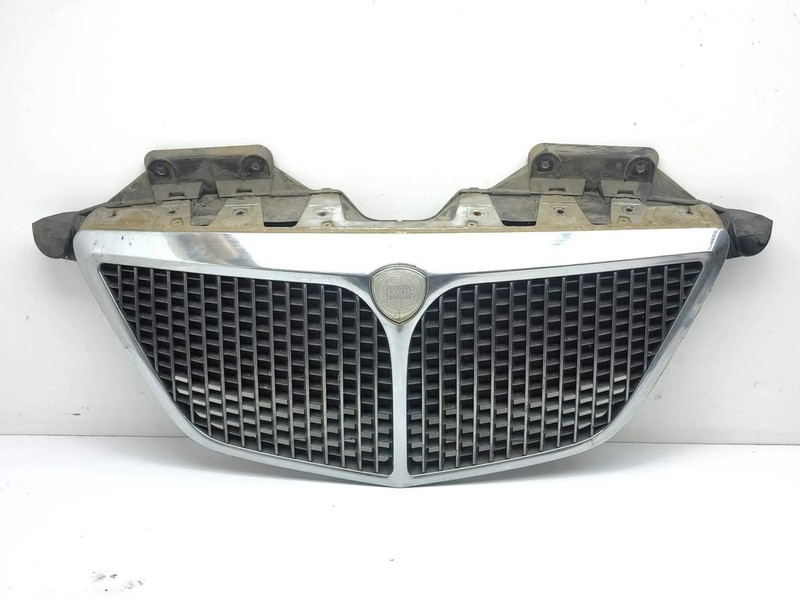 Lancia Phedra 2002 Haut Grille Avant Amd172822