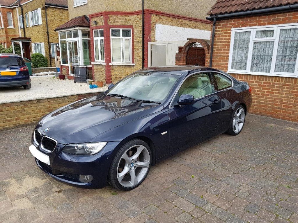 BMW 320i , 2010 (60 reg), Navy Blue, Manual, Petrol, Coupe