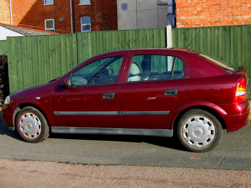Opel astra club