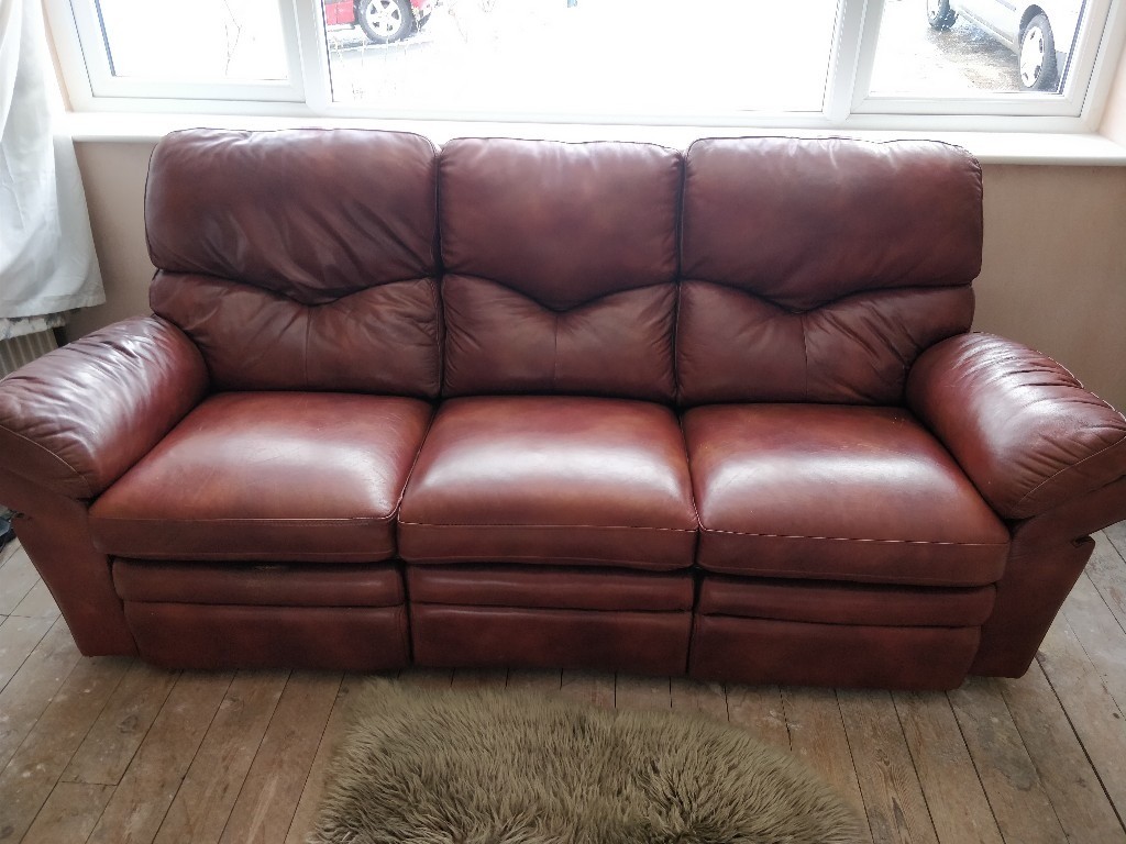 Harvey's Brown Leather Recliner Electric 3 seater sofa very good