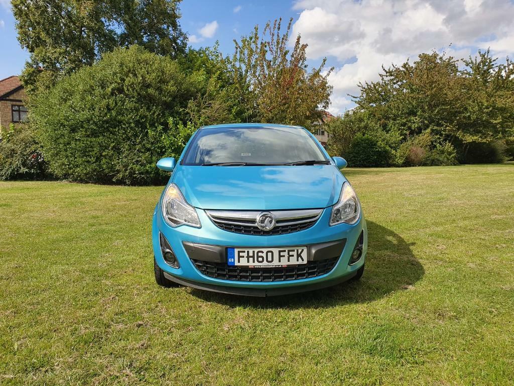 VAUXHALL CORSA 2011 AUTOMATIC LOW MILEAGE (07404 836680‬) in Ilford