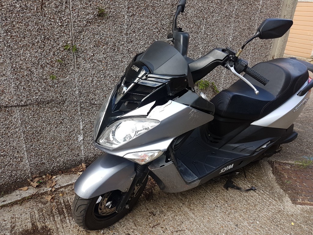 Sym Joyride 125 EVO 2016 damaged spares or repair project LOW PRICE  (quality yamaha or honda)