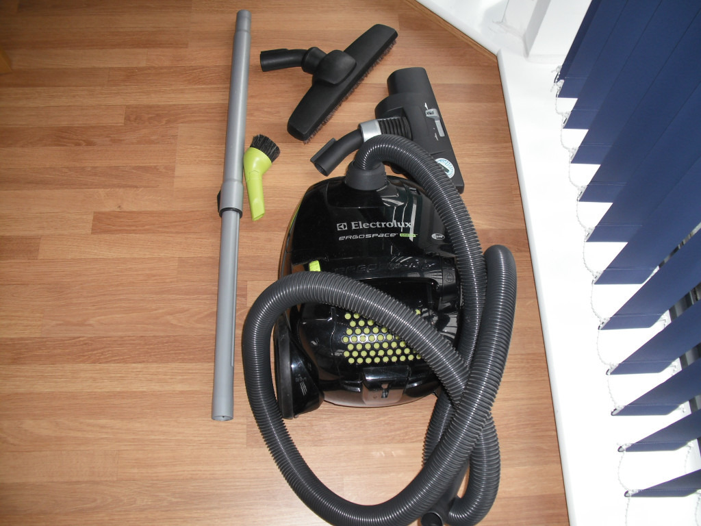 Vacuum cleaner Electrolux Ergospace | in Exeter, Devon | Gumtree
