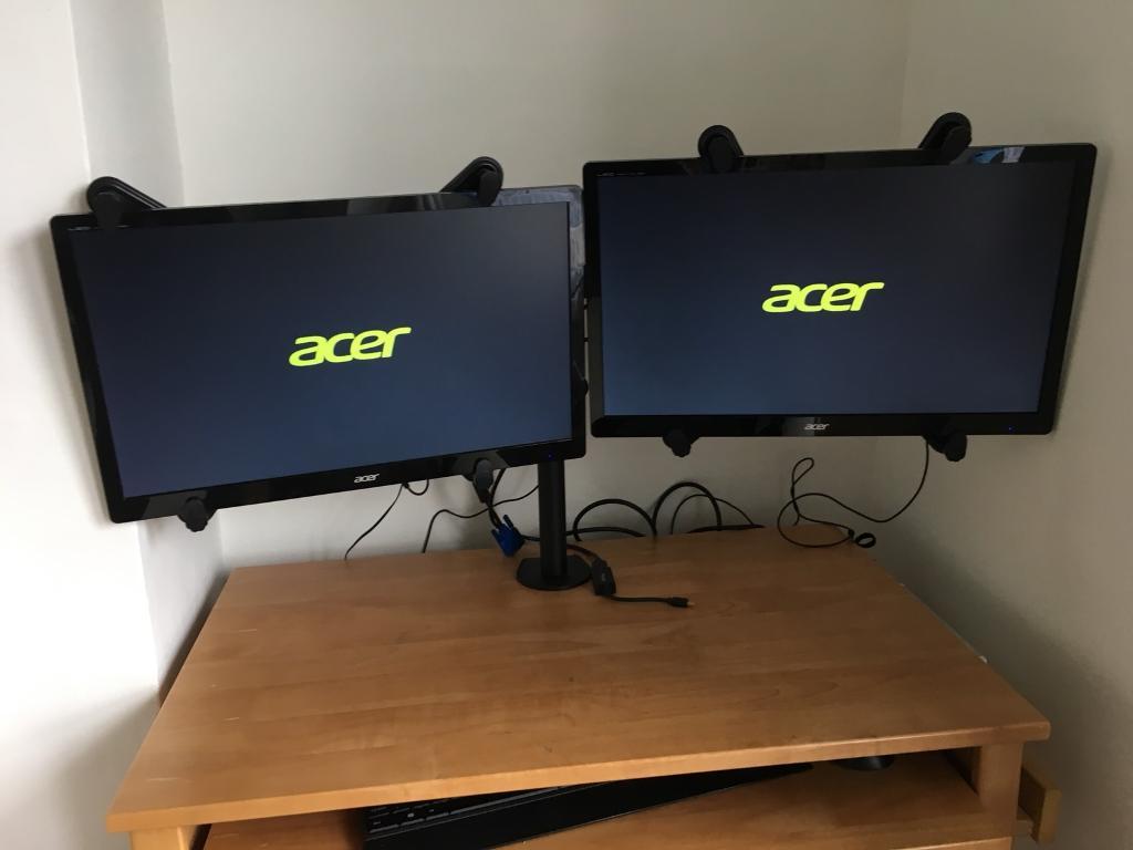 Dual Full Hd Led Monitor Setup Acer S220HQL, double Vonhaus Stand