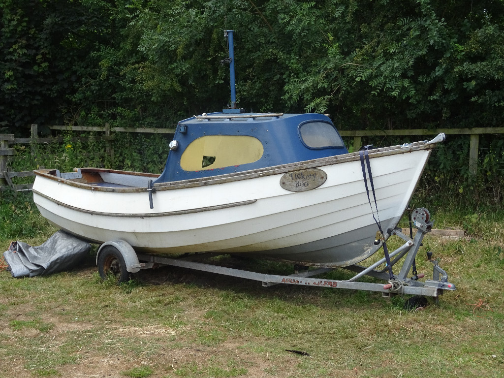 Yorkshire Pebble Fishing Boat in Driffield, East Yorkshire Gumtree