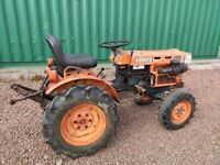 Kubota B7100 diesel mini compact tractor with topper no VAT