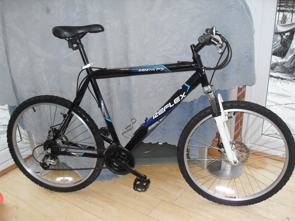 ADULTS REFLEX ZENITH SUSPENSION MOUNTAIN BIKE WITH DISC BRAKES IN VGC