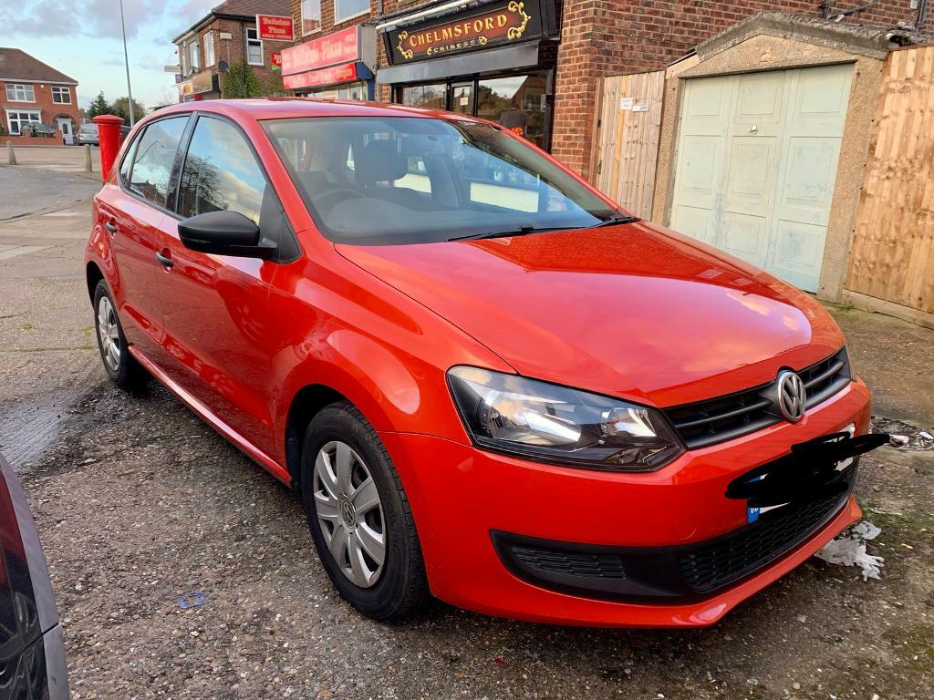 Volkswagen polo orange