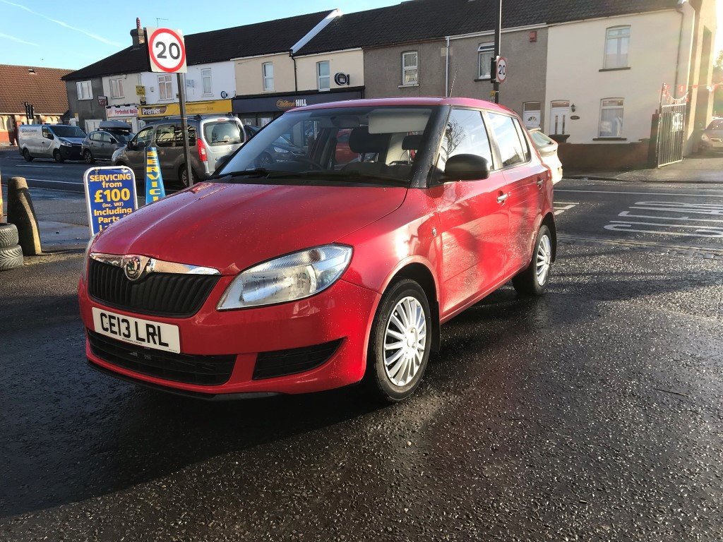 Skoda Fabia 1.2 Petrol Manual 5 Door Hatchback Red 2013 Fantastic Car