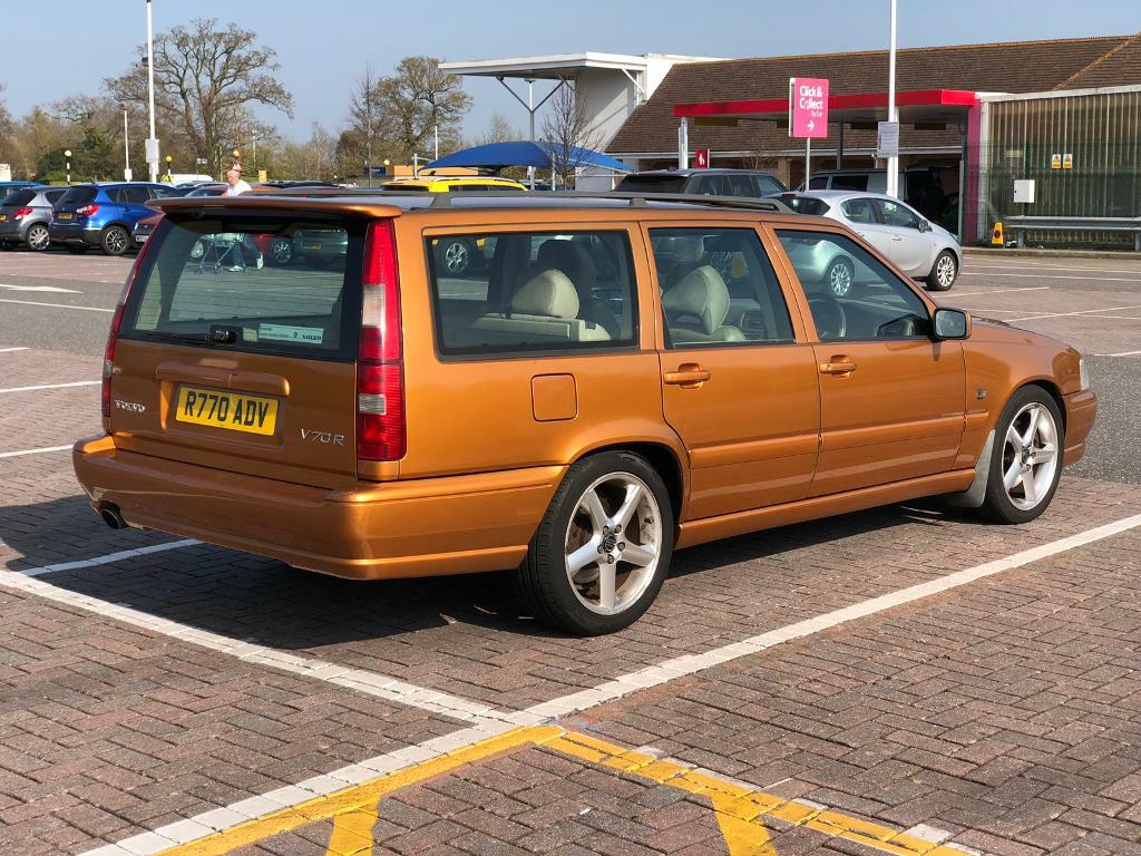 Volvo v70 r
