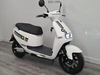 MGB G1 2000W ELECTRIC SCOOTER 50CC LEARNER LEGAL