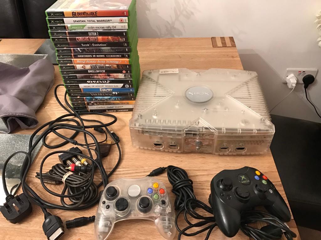 Xbox Original Crystal Clear console with 20 games mint condition in