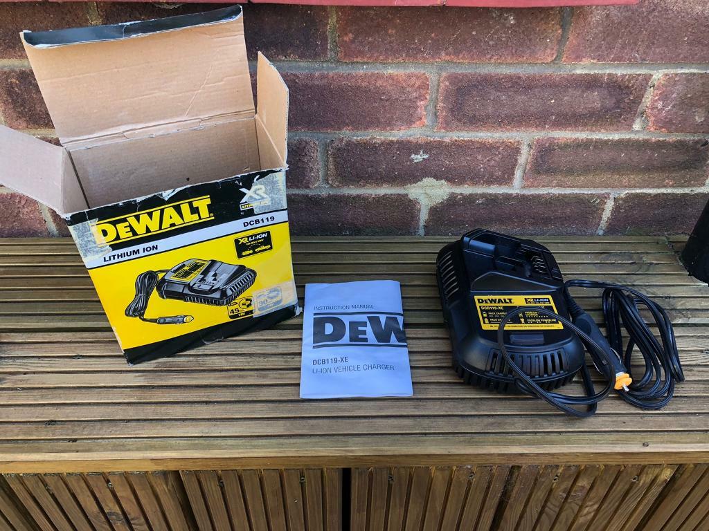 Dewalt battery charger DCB119 | in Ascot, Berkshire | Gumtree