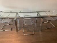 Extendable glass dining table 