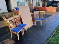 Oak wood dining room table and 4 chairs £110 