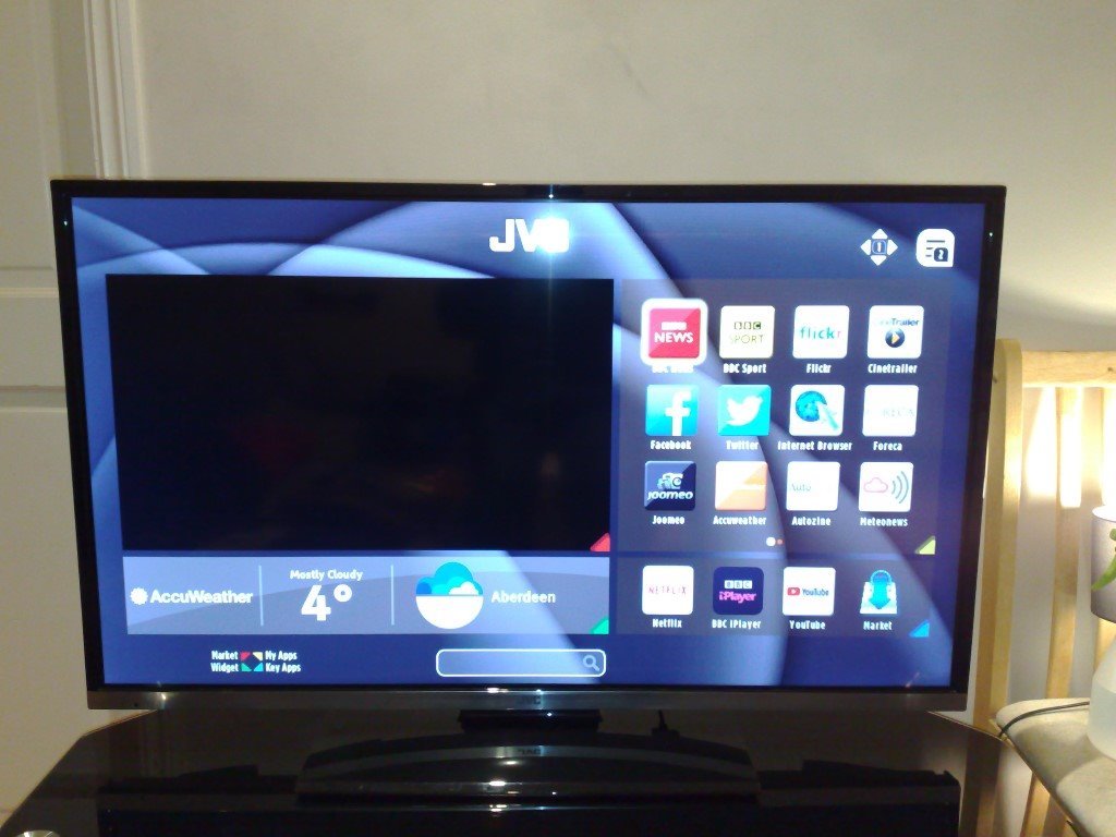 JVC HD Smart TV 43 Inch with BuiltIn WiFi, DVD Player Freeview HD