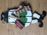Hanging wooden Christmas decoration