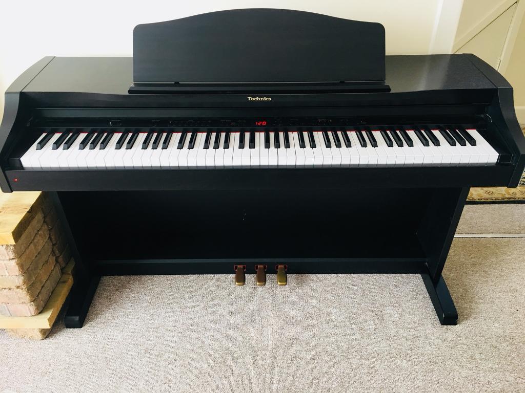Technics Fully Weighted 88 keys digital piano in Bristol