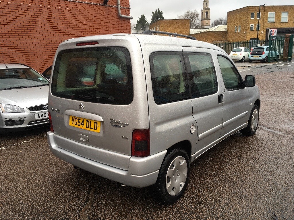 Citroen Berlingo 2004 19 Diesel The Reliable Workhorse Still On The Roads - oav9a9g