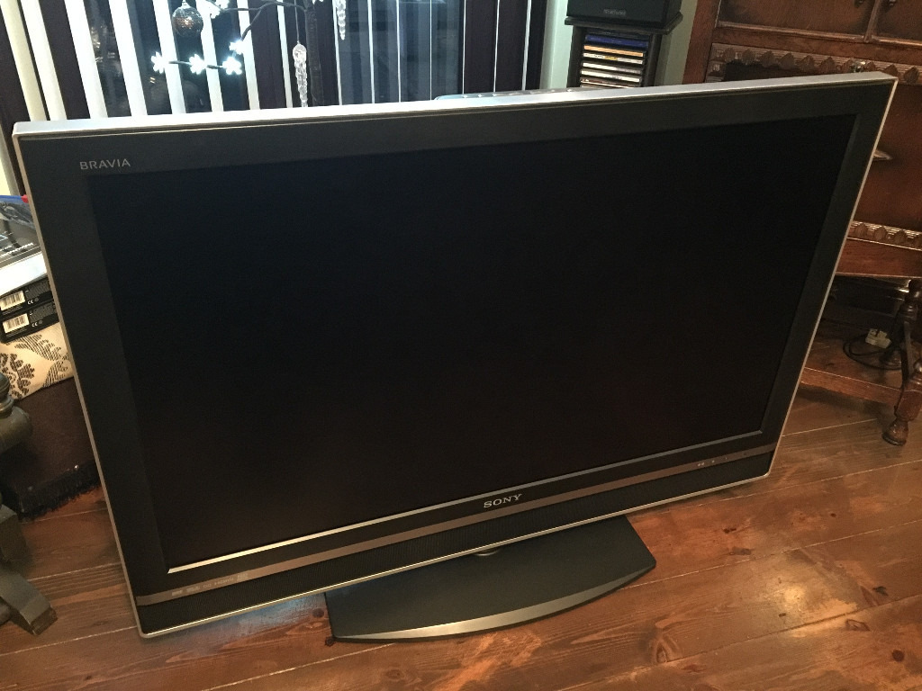 Sony Bravia KDL40V2500 40" 1080 LCD TV in Sandwell, West Midlands